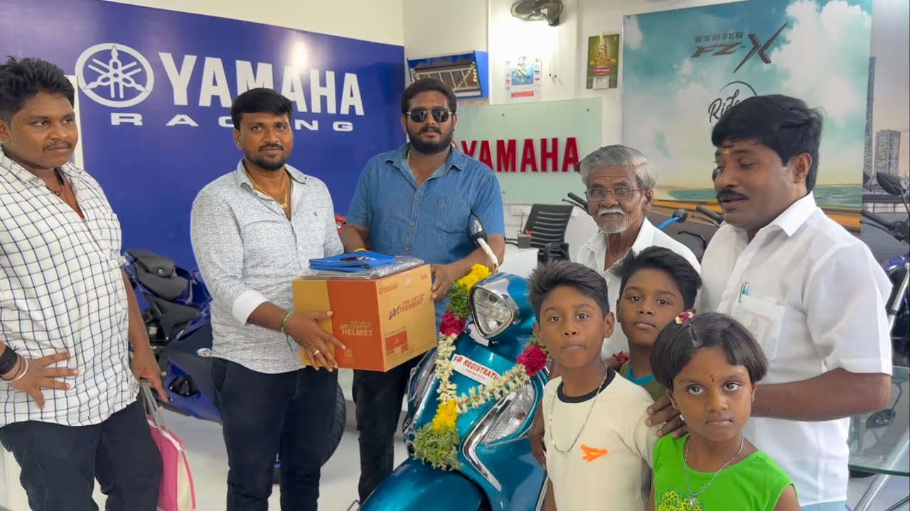 எங்க அப்பாக்கு புது பைக் வாங்கியாச்சு |