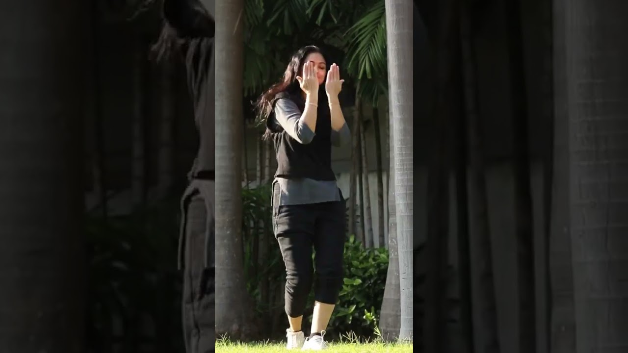 Actress Simran dance