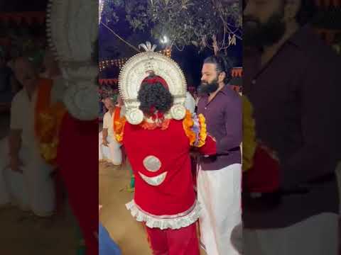 kanthara director getting wishes from panjuruli