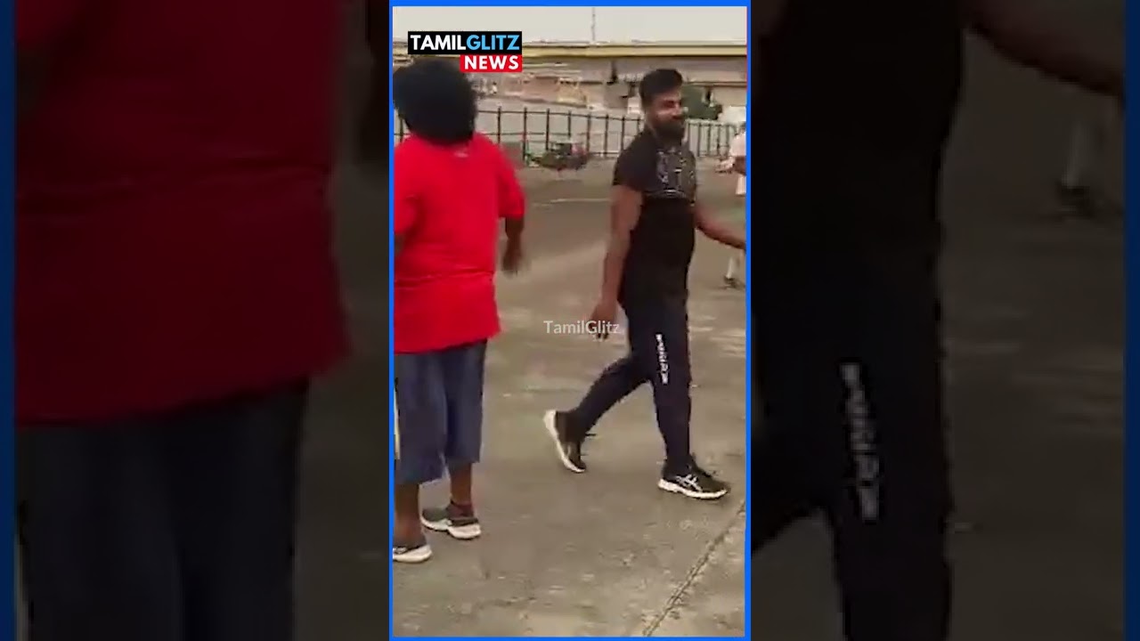 Yogi Babu🔥😍 Playing Cricket | Yogi Babu #tamilcinema #shorts #kollywood #yogibabu #cricket