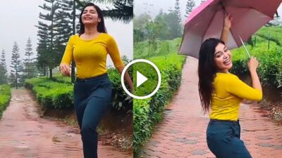 குடைக்குள் CUTIE....மின்னலே ரீமாசென் ஆக மாறிய தர்ஷா குப்தா...Darsha gupta cute video viral 12
