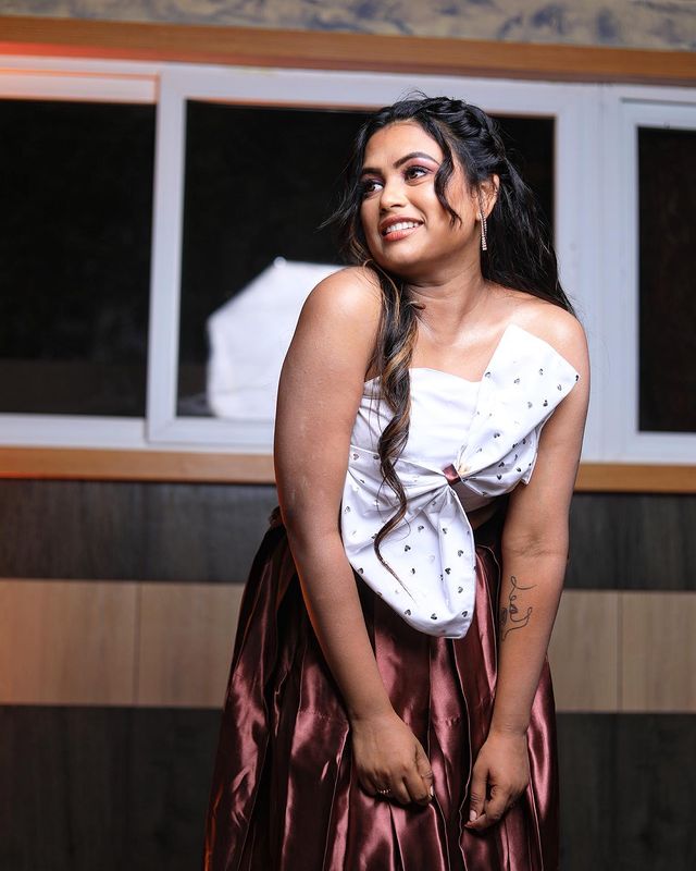 NAYANTHARA-வுக்கே Tough கொடுத்த பாரதிகண்ணமா சீரியல் நடிகை FARINA 2