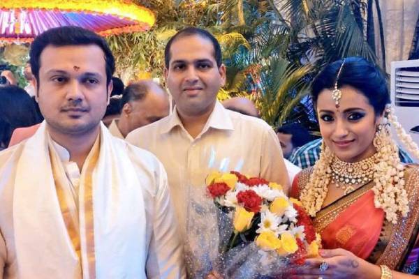 த்ரிஷா கல்யாணம் நின்றுபோனதில் பல பெரியவங்களுக்கு சம்மந்தம் இருக்கு - த்ரிஷா தாயார் அதிரடி பேட்டி 1