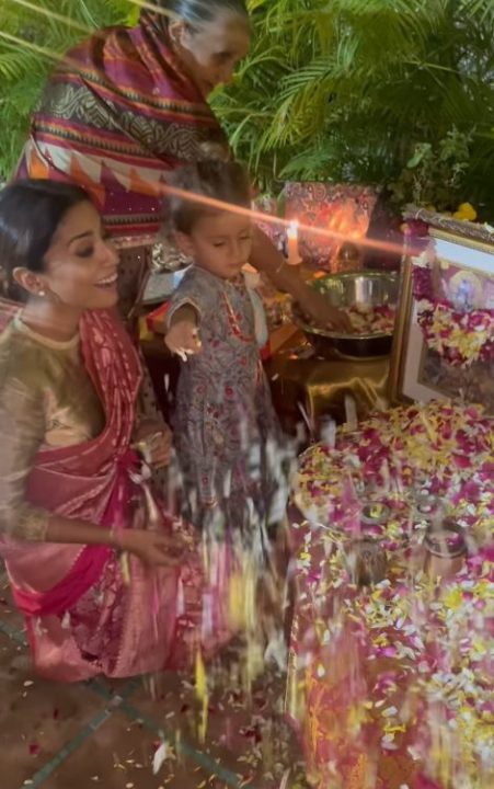 ராமர் கோவில் திறப்புவிழாவை வீட்டில் கொண்டாடிய நடிகை ஷ்ரேயா 5