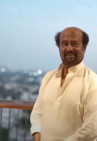 ஐஸ்வர்யா கட்டிய புதிய வீட்டை சுற்றிப்பார்த்து நடிகர் ரஜினிகாந்த் 7