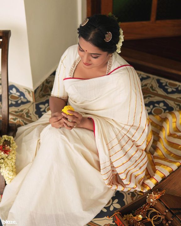 இதுவரை கிளாமருக்கு இடம்கொடுக்காத நடிகை ரம்யா நம்பீசனின் லேட்டஸ்ட் கிளிக்ஸ் 5