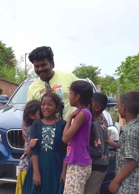 BMW கார் வாங்கி அதில் ஏழைக்குழந்தைகளை அழைத்து சென்ற VIJAYTV தங்கதுரை 1