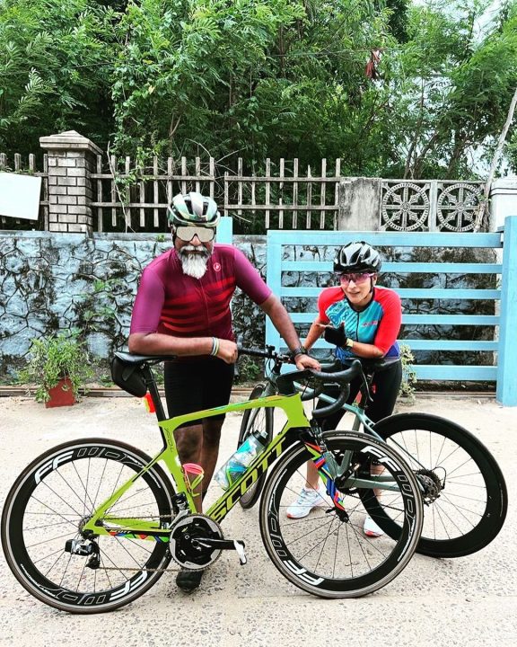 Cycling சென்று உடலை கட்டுக்கோப்பாக வைத்து கொள்ளும் இயக்குனர் ஐஸ்வர்யா ரஜினிகாந்த் 3