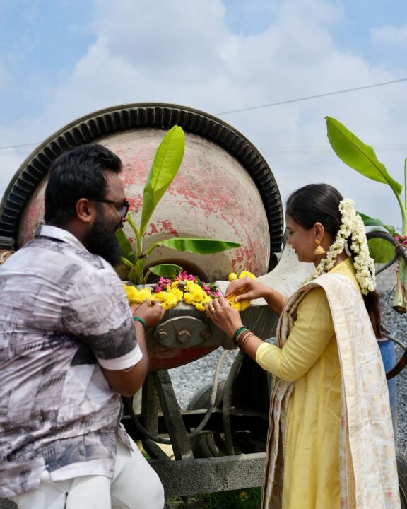 பண்ணை வீட்டில் ஆயுத பூஜை கொண்டாடிய மணிமேகலை 3