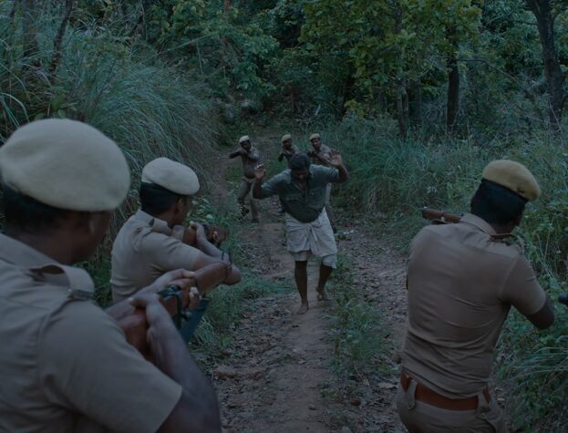 வாத்தியாரை மீண்டும் பிடிக்கும் சூரி..! விடுதலை 2 படத்தின் ட்ரைலர் இதோ..! 2