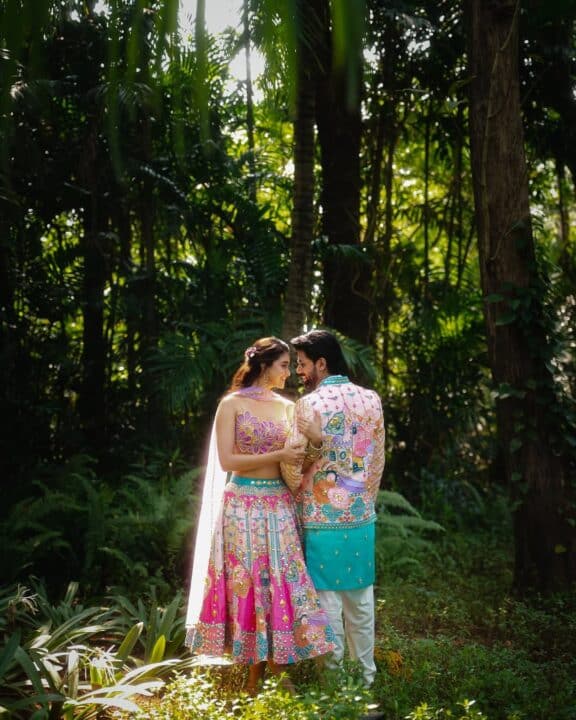 கேரளாவில் கோலாகலமாக நடைபெற்ற நடிகை கீர்த்தி சுரேஷ் திருமண மெஹந்தி நிகழ்ச்சி 6