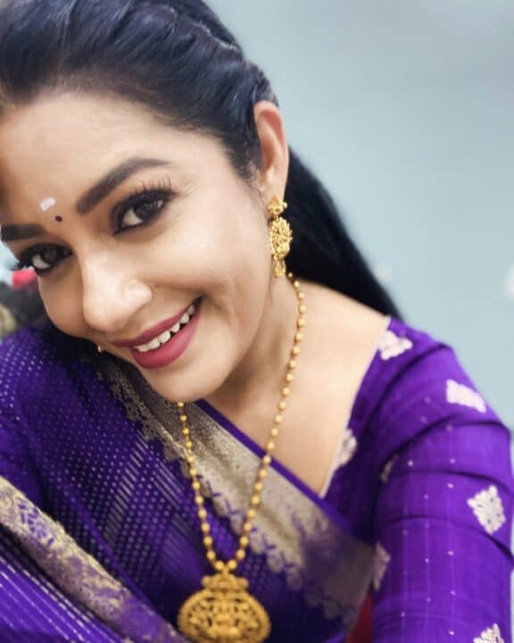 திருடா திருடி நாயகி சாயா சிங் லேட்டஸ்ட் புகைப்படங்கள் 3