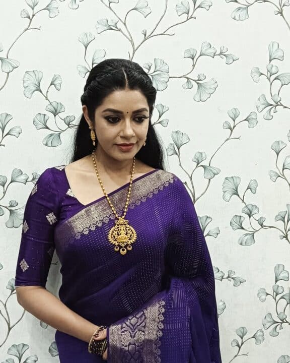 திருடா திருடி நாயகி சாயா சிங் லேட்டஸ்ட் புகைப்படங்கள் 2