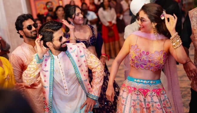 கேரளாவில் கோலாகலமாக நடைபெற்ற நடிகை கீர்த்தி சுரேஷ் திருமண மெஹந்தி நிகழ்ச்சி 1