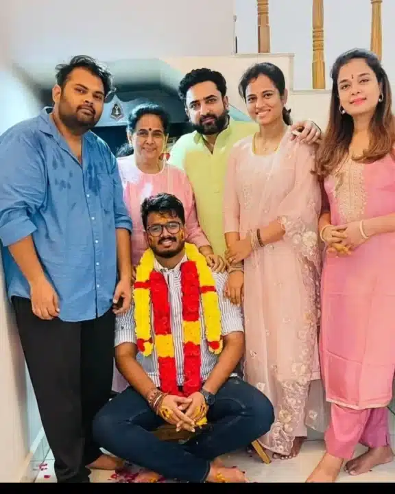 ரம்யா பாண்டியன் தம்பி திருமண விழா முகூர்த்த கால் நடும் நிகழ்ச்சி 3 ரம்யா பாண்டியன் தம்பி திருமண விழா முகூர்த்த கால் நடும் நிகழ்ச்சி 3