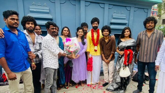 பிக் பாஸ் ஜனனி கதாநாயகியாக நடிக்கும் புதிய படம் பூஜையுடன் தொடக்கம் 1