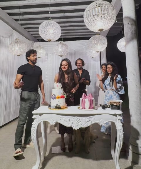 மனைவி ஐஸ்வர்யா அர்ஜுன் பிறந்தநாளை கோலாகலமாக கொண்டாடிய உமாபதி ராமையா 5