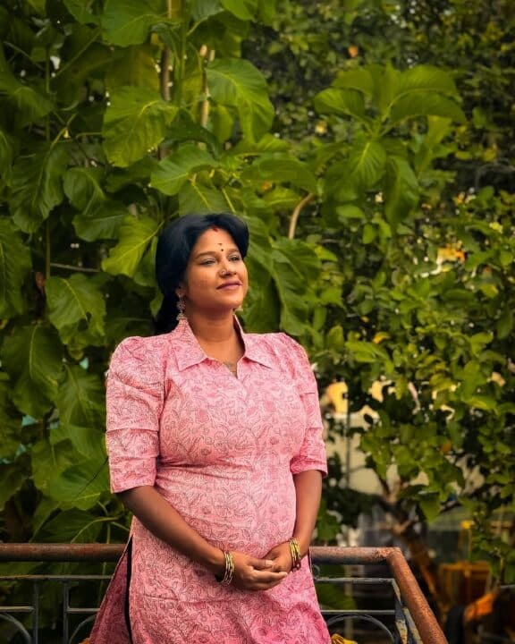 அம்மா ஆக போகும் சுந்தரி சீரியல் நாயகி கேபிரியல் லேட்டஸ்ட் கிளிக்ஸ் 2