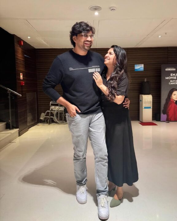 மாமன்னன் பட நடிகை ரவீனா கணவருடன் கியூட்டான புகைப்படங்கள் 6