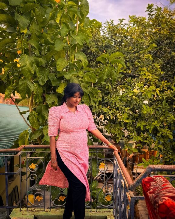 அம்மா ஆக போகும் சுந்தரி சீரியல் நாயகி கேபிரியல் லேட்டஸ்ட் கிளிக்ஸ் 1