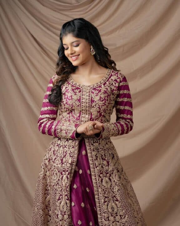 குக் வித் கோமாளி மோனிஷாவின் செம்ம கியூட்டான லேட்டஸ்ட் கிளிக்ஸ் 3