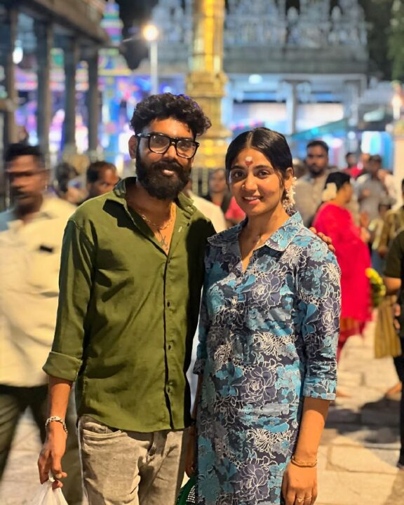 கபாலீஸ்வரர் கோவிலில் சுவாமி தரிசனம் செய்த பிக் பாஸ் அன்ஷிதா 3