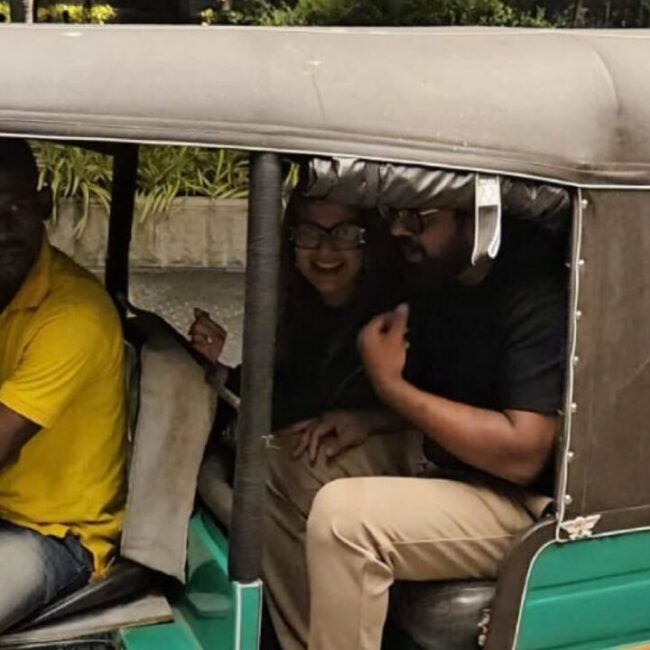 ஸ்ரீலங்காவில் கணவருடன் நடிகை ரம்பா ஆட்டோ ரைட் 4