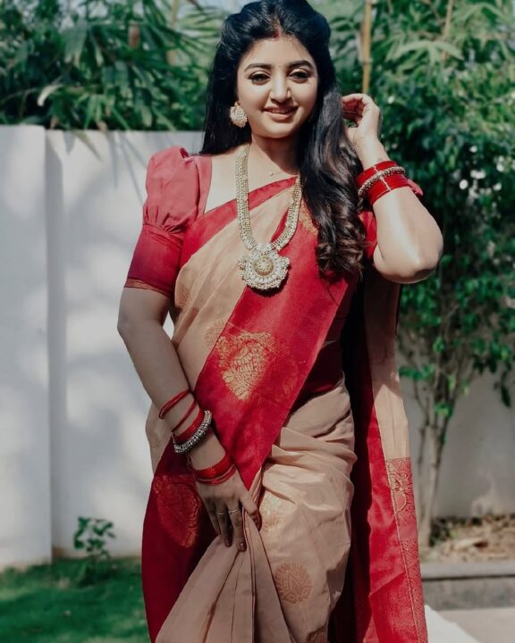 சேலையில் சீரியல் நடிகை மஹாலக்ஷ்மி ரவீந்தரின் செம்ம கியூட்டான புகைப்படங்கள் 3