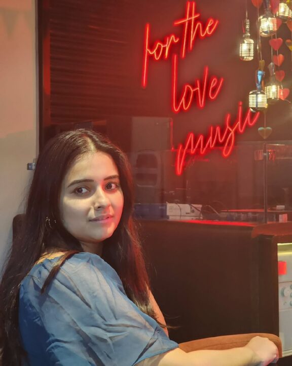 எதிர்நீச்சல் நந்தினியின் செம்ம கியூட்டான லேட்டஸ் புகைப்படங்கள் 3