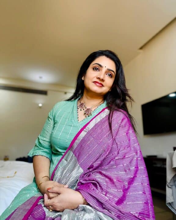 பாண்டியன் ஸ்டோர்ஸ் சீரியல் நாயகி சுஜிதாவின் லேட்டஸ்ட் கிளிக்ஸ் 4