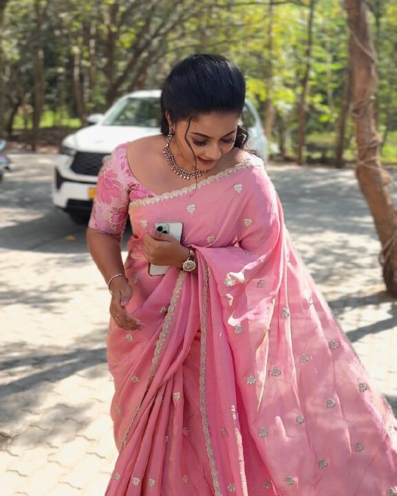 சிறகடிக்க ஆசை சீரியல் நாயகி கோமதி ப்ரியாவின் செம்ம கியூட்டான புகைப்படங்கள் 1