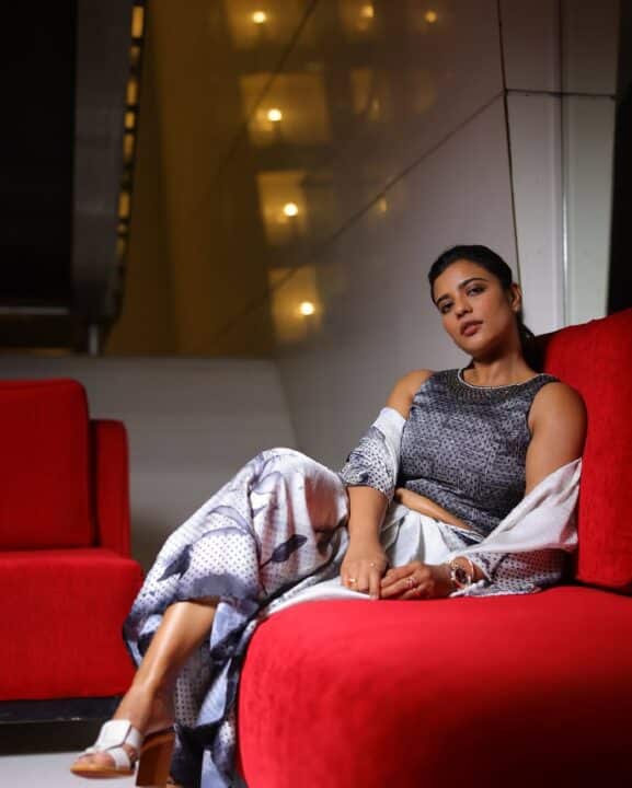 நடிகை ஐஸ்வர்யா ராஜேஷின் செம்ம கியூட்டான புகைப்படங்கள் 2