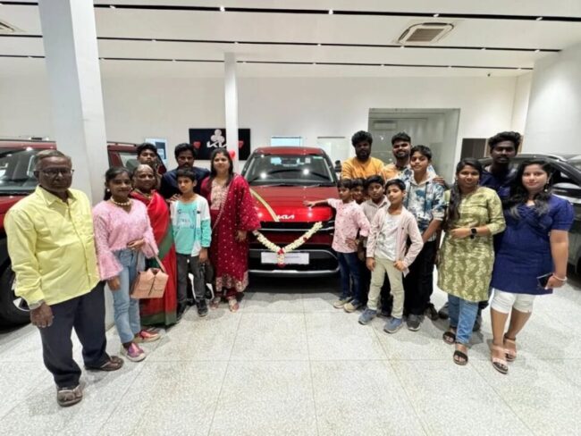 சொந்தமாக கார் வாங்கிய விஜய் டிவி அமுதவாணன் 3