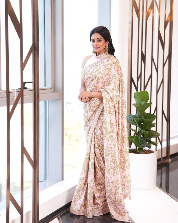 பருத்திவீரன் பட நாயகி பிரியாமணியின் செம்ம கியூட்டான லேட்டஸ்ட் புகைப்படங்கள் 2