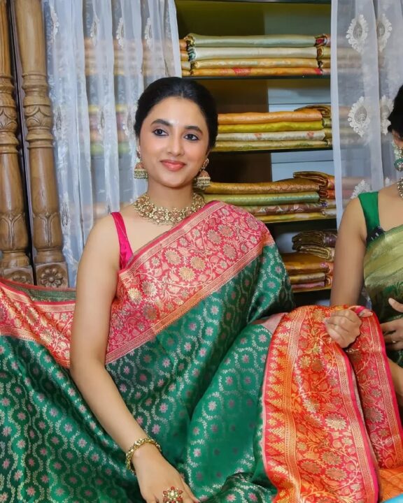 கோல்டன் ஸ்பாரோ என் நெஞ்சில அரோ..நடிகை பிரியங்கா மோகனின் செம்ம கியூட்டான கிளிக்ஸ் 4