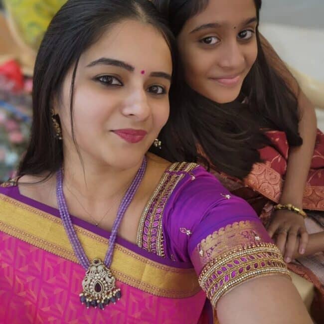 திருமண நிகழ்ச்சியில் ஒன்று கூடிய எதிர்நீச்சல் சீரியல் நடிகர்கள் 3