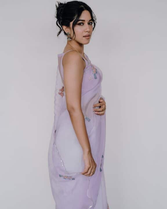 நடிகை மிர்னாலினி ரவியின் செம்ம கியூட்டான புகைப்படங்கள் 5